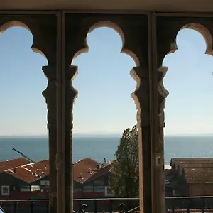 Lisbon hotels &amp; apartments, all accommodations in Lisbon
