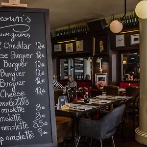 Lisbon hotels &amp; apartments, all accommodations in Lisbon