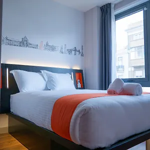 Lisbon hotels &amp; apartments, all accommodations in Lisbon