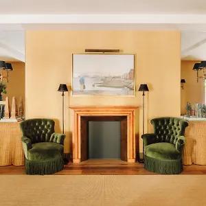 Lisbon hotels &amp; apartments, all accommodations in Lisbon