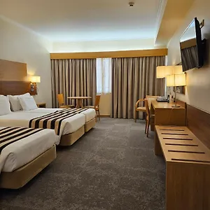 Lisbon hotels &amp; apartments, all accommodations in Lisbon