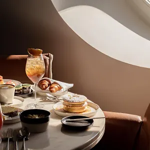Lisbon hotels &amp; apartments, all accommodations in Lisbon