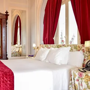 Lisbon hotels &amp; apartments, all accommodations in Lisbon