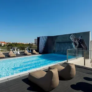Lisbon hotels &amp; apartments, all accommodations in Lisbon